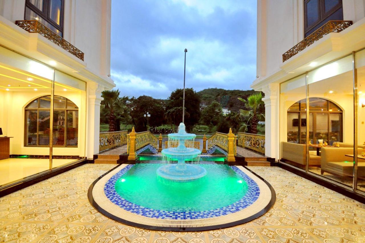 Crown Nguyen Hoang Hotel Nha Trang Exteriér fotografie