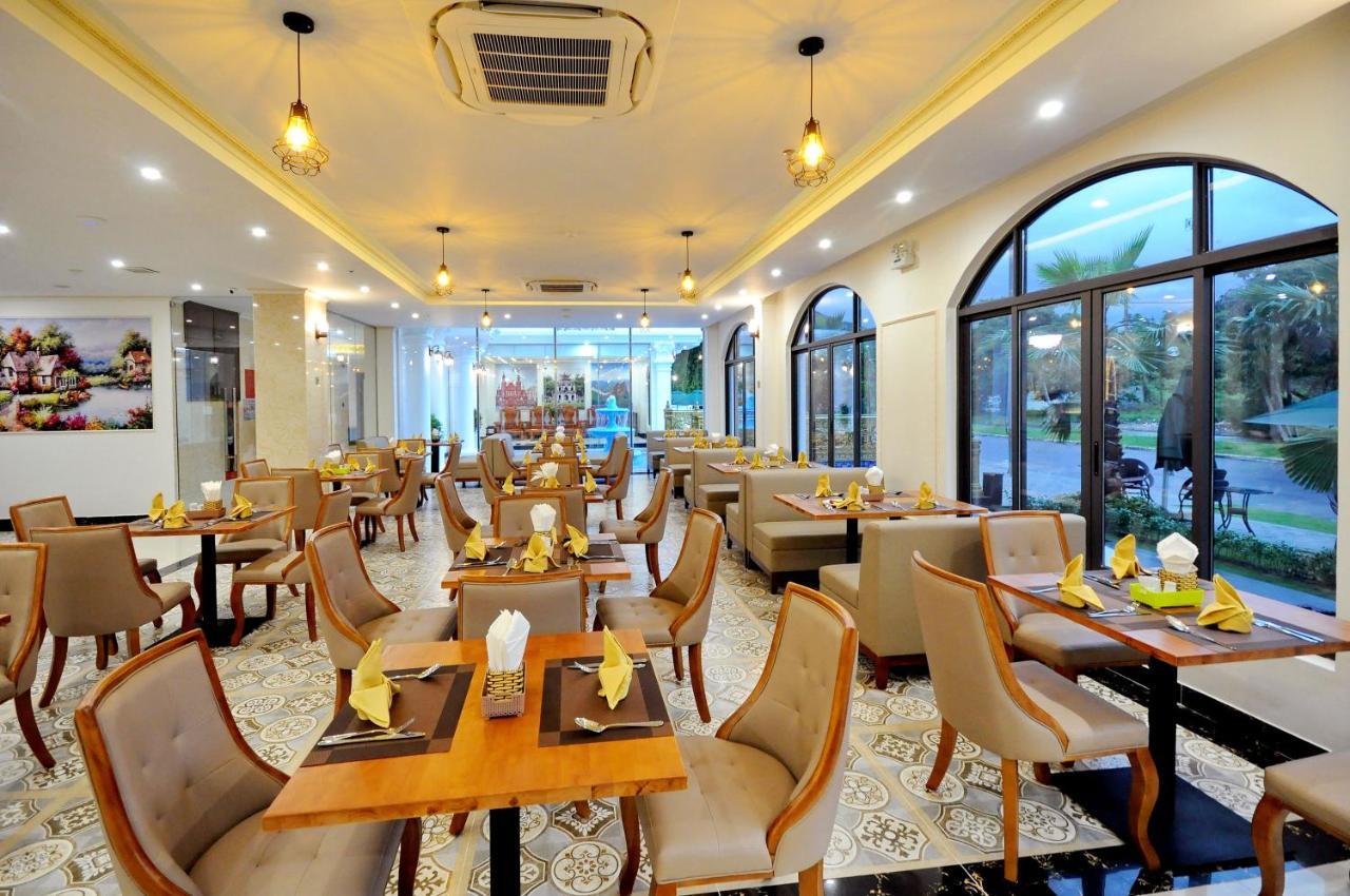Crown Nguyen Hoang Hotel Nha Trang Exteriér fotografie