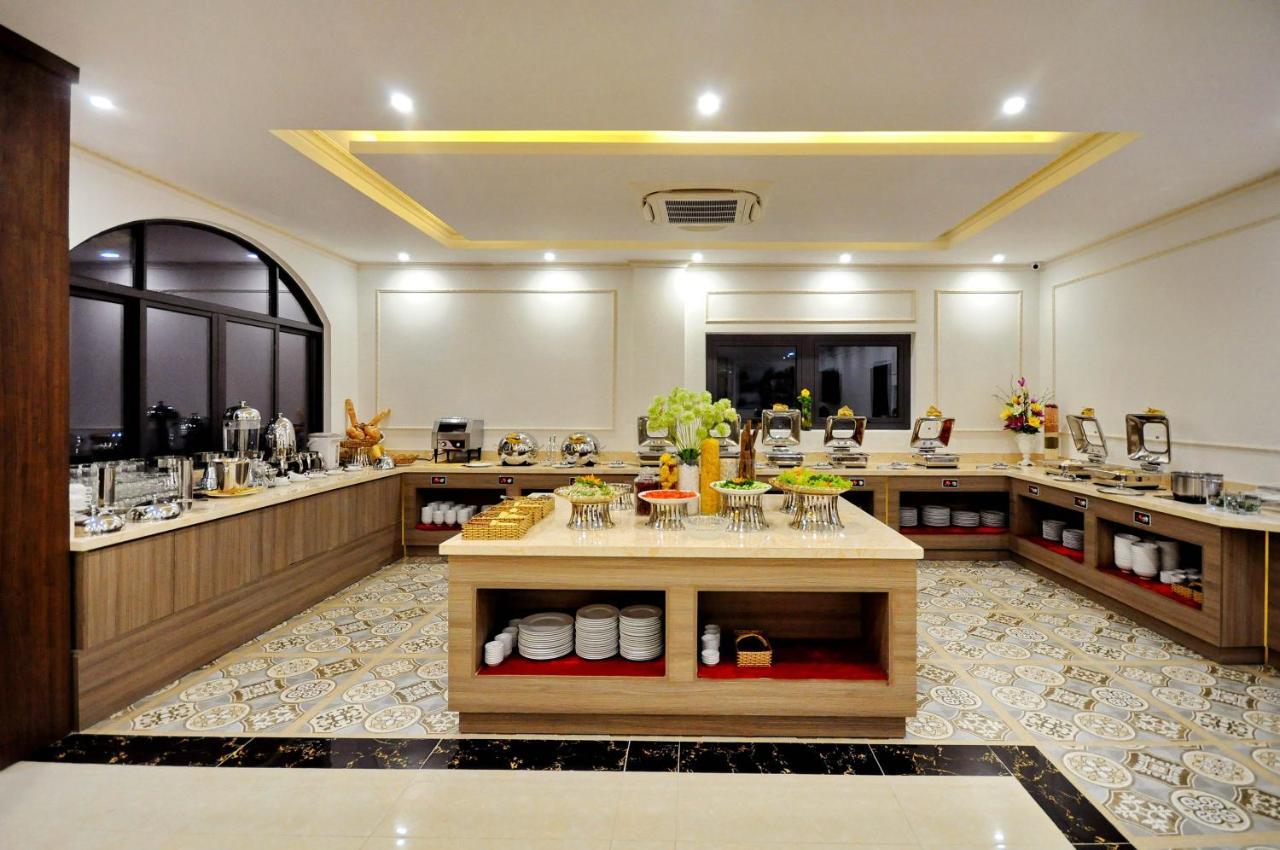 Crown Nguyen Hoang Hotel Nha Trang Exteriér fotografie