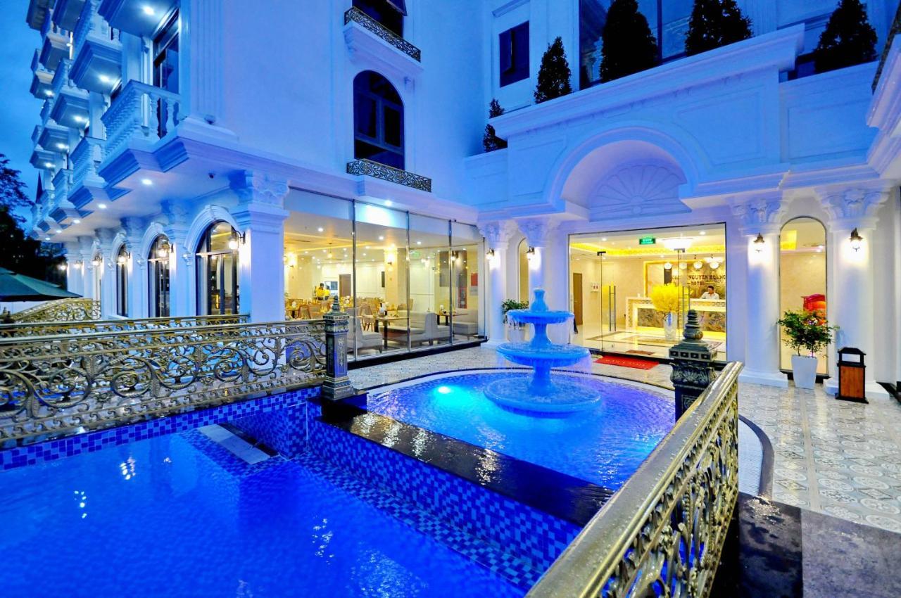 Crown Nguyen Hoang Hotel Nha Trang Exteriér fotografie